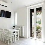 Greenheaven Luxe In Classic Area アパート ミラノ