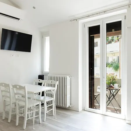 Greenheaven Luxe In Classic Area Apartamento Milão