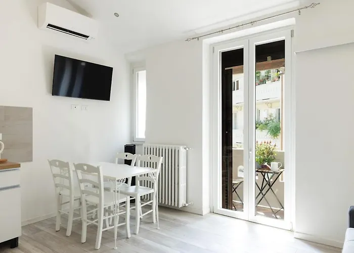 Greenheaven Luxe In Classic Area Apartamento Milão